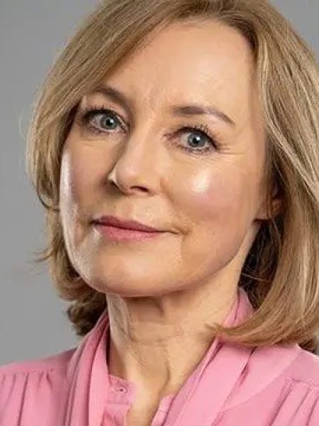 Dr Sian Williams
